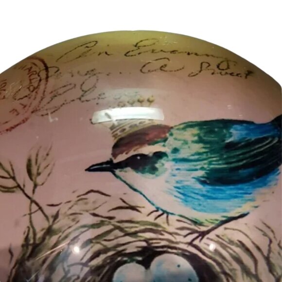 Vintage Bird Glass Paperweight Half Sphere Domed - Bird with Nest and Eggs - Picture 8 of 11